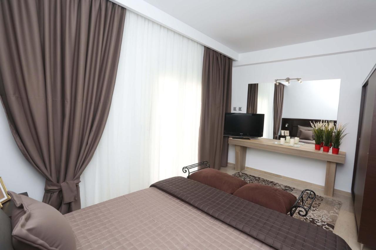 Philoxenia Boutique Suites & Studios Pefkochori Exterior photo